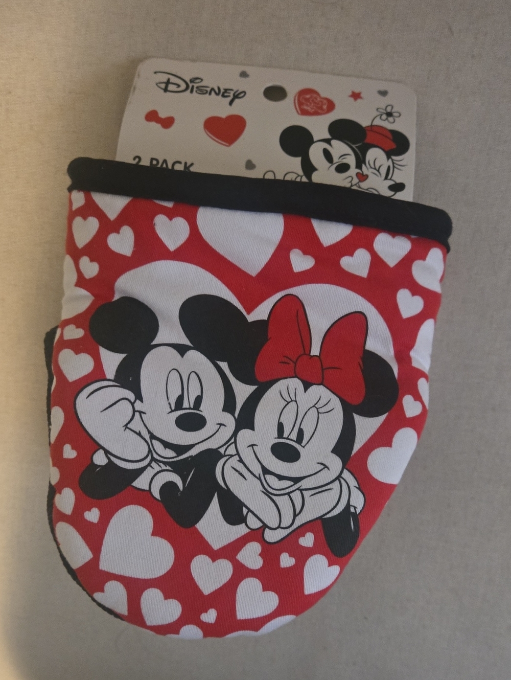 Disney Red Mickey & Minnie Heart Oven Mitt